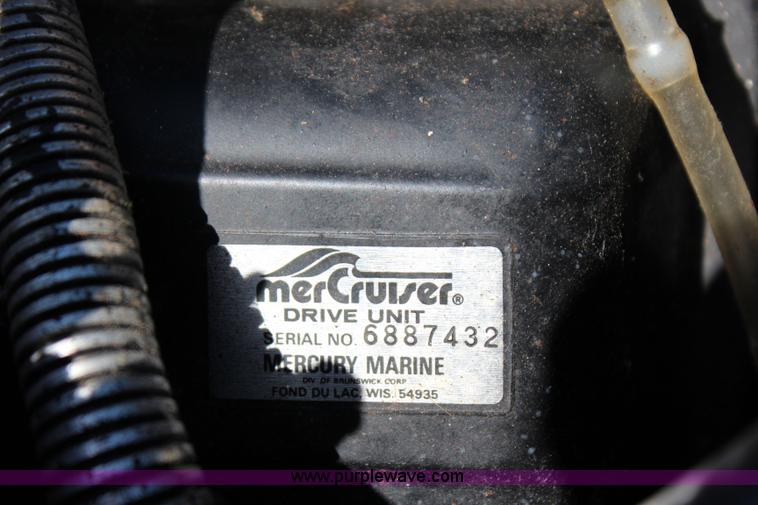 image for item I1597 1984 Chaparral 198 boat