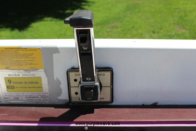 image for item I1597 1984 Chaparral 198 boat