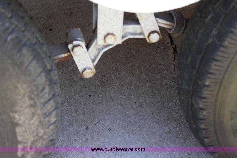 image for item I1597 1984 Chaparral 198 boat