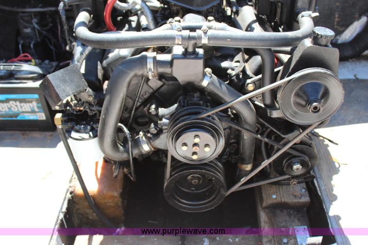 image for item I1597 1984 Chaparral 198 boat