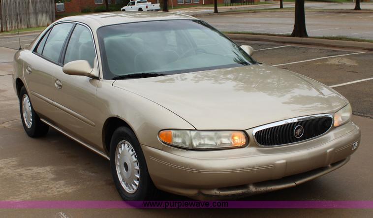 image for item I1599 2005 Buick Century