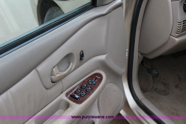 image for item I1599 2005 Buick Century