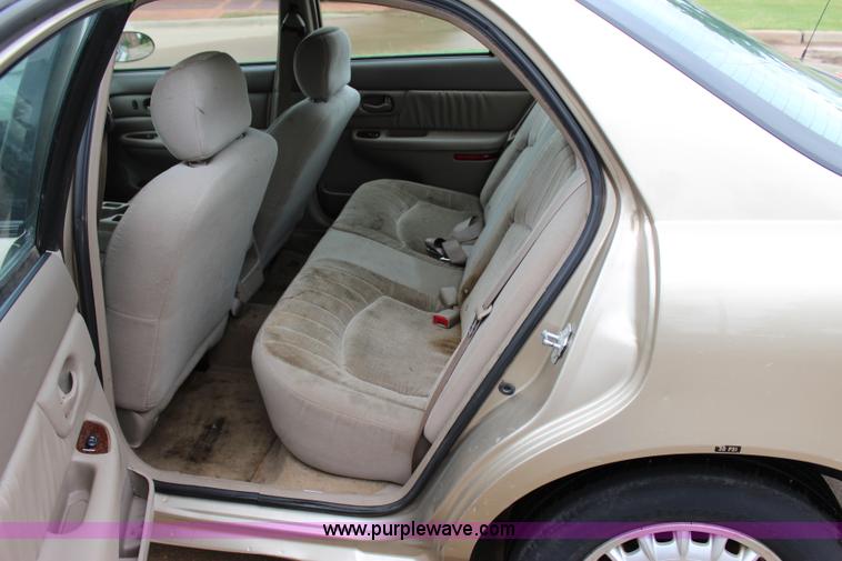 image for item I1599 2005 Buick Century