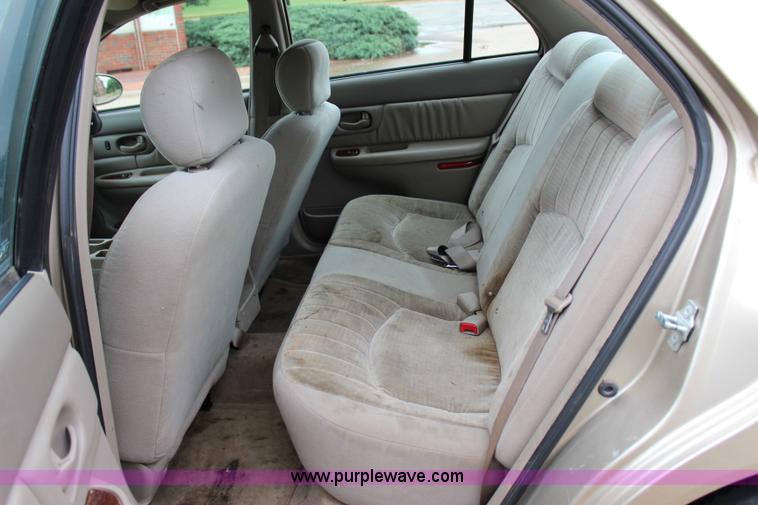 image for item I1599 2005 Buick Century