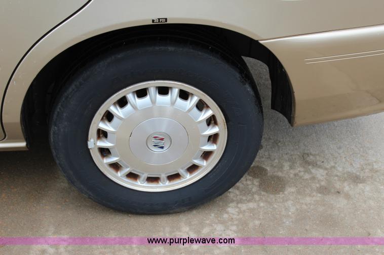 image for item I1599 2005 Buick Century