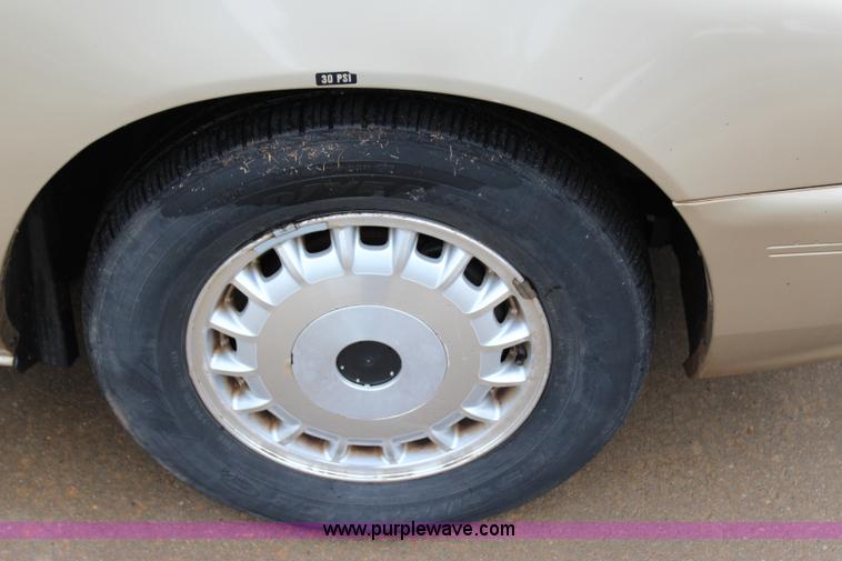 image for item I1599 2005 Buick Century