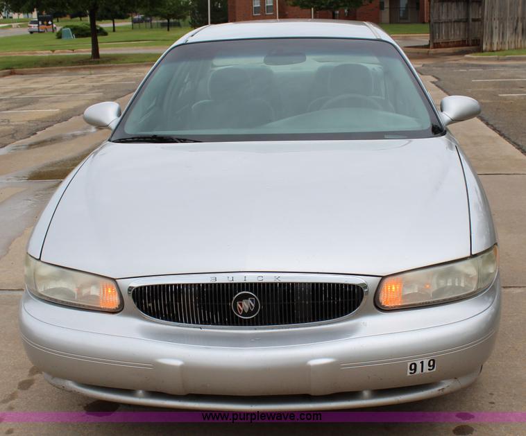 image for item I1600 2005 Buick Century
