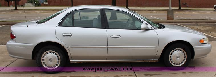 image for item I1600 2005 Buick Century