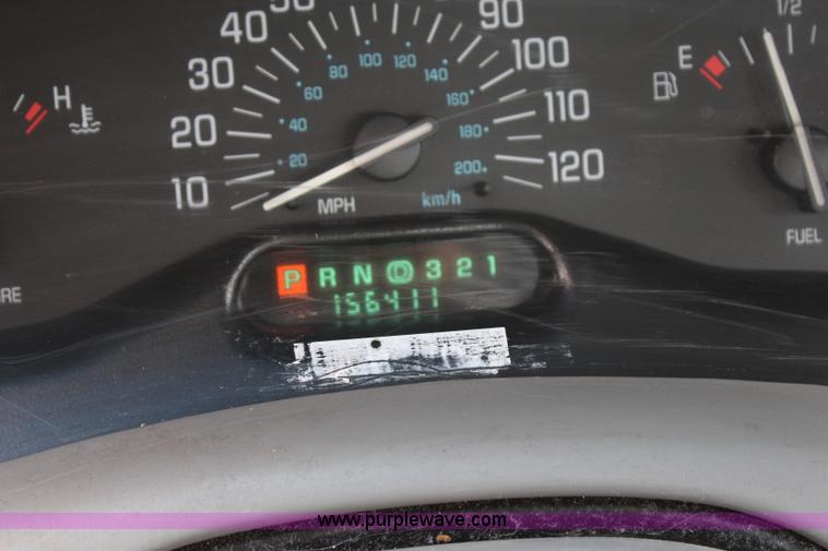 image for item I1600 2005 Buick Century