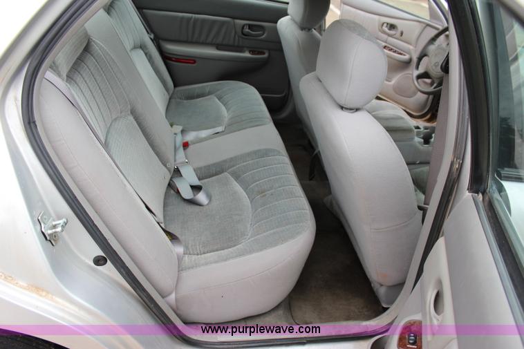 image for item I1600 2005 Buick Century