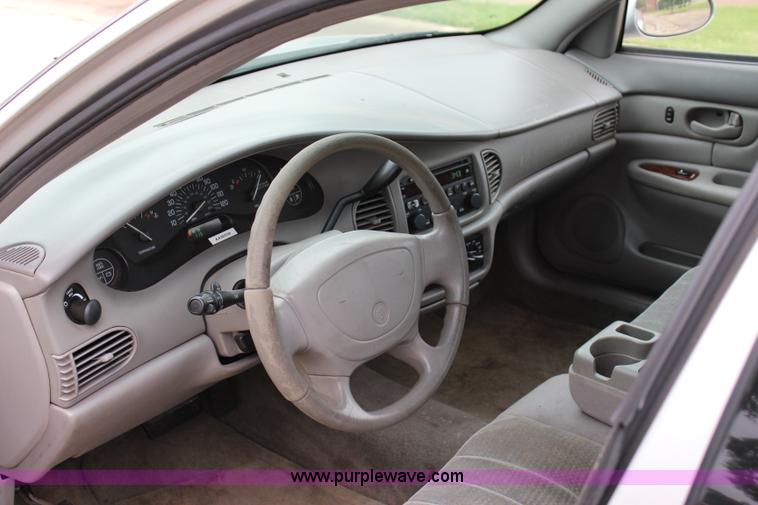 image for item I1601 2005 Buick Century