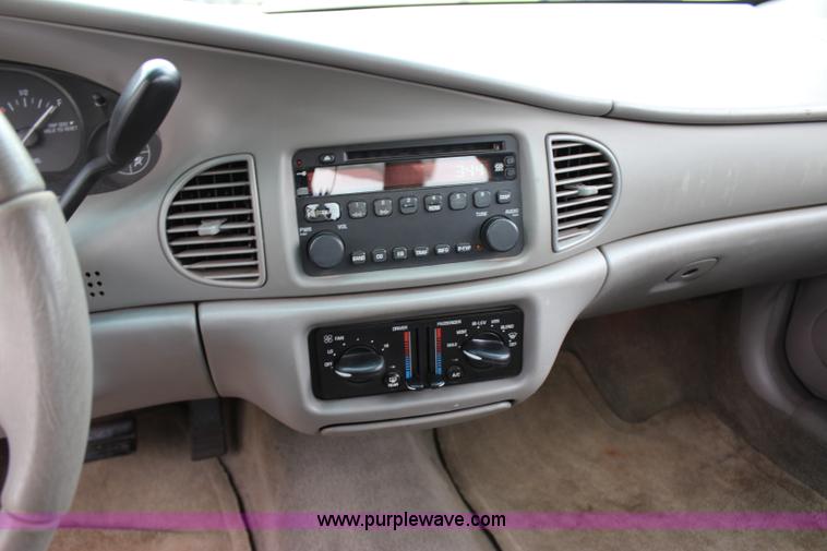 image for item I1601 2005 Buick Century