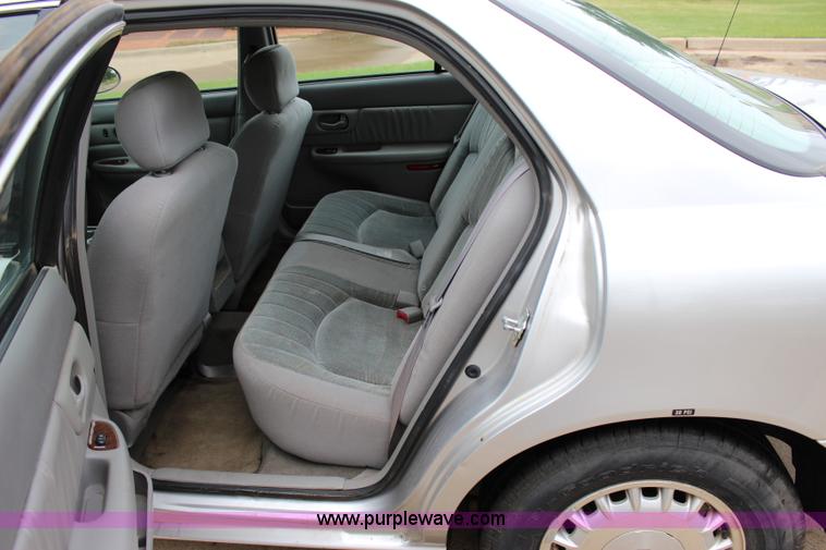 image for item I1601 2005 Buick Century