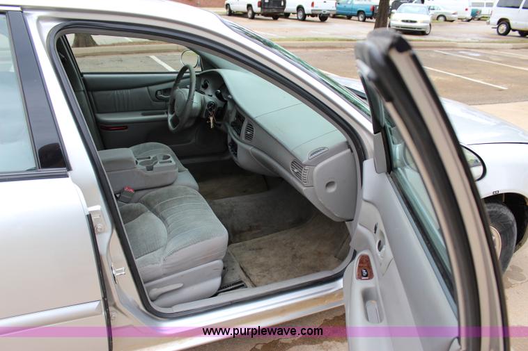 image for item I1601 2005 Buick Century