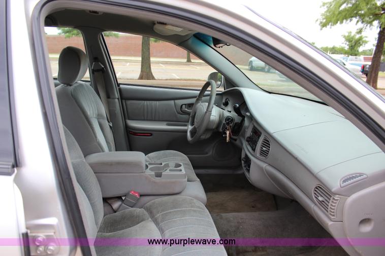 image for item I1601 2005 Buick Century