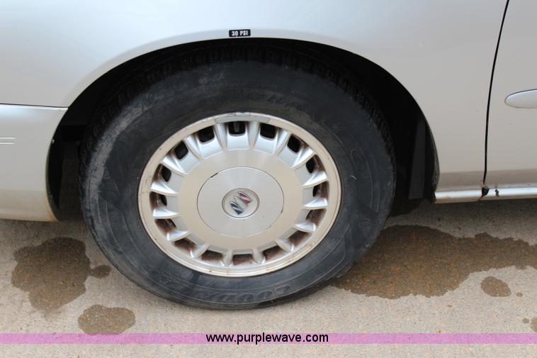 image for item I1601 2005 Buick Century