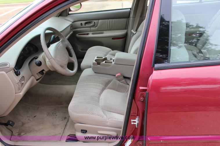 image for item I1603 2005 Buick Century