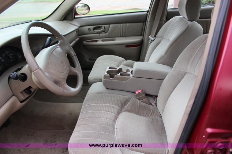 image for item I1603 2005 Buick Century