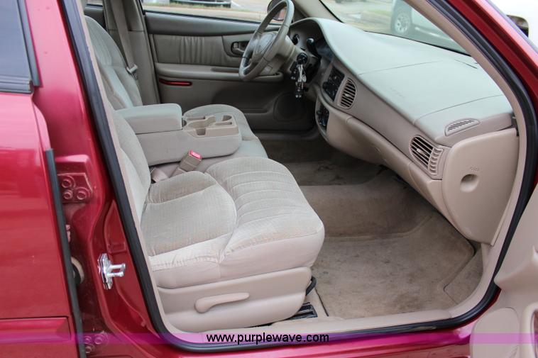 image for item I1603 2005 Buick Century