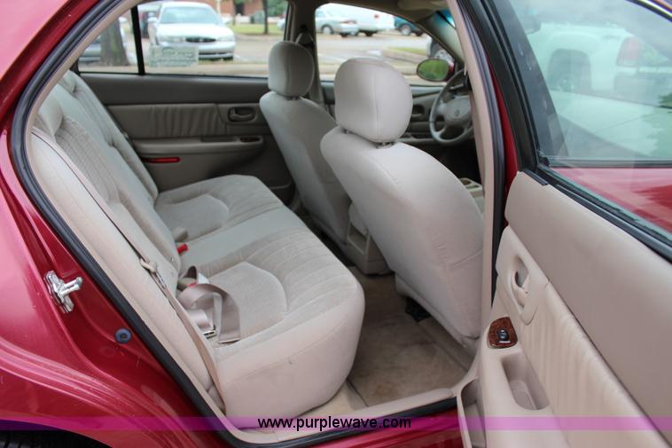 image for item I1603 2005 Buick Century