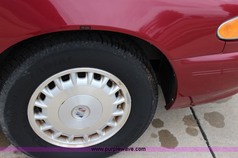 image for item I1603 2005 Buick Century