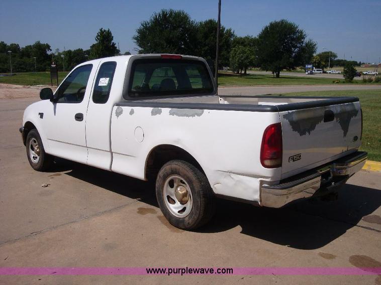 image for item I1604 1998 Ford F150 Ext. Cab pickup truck