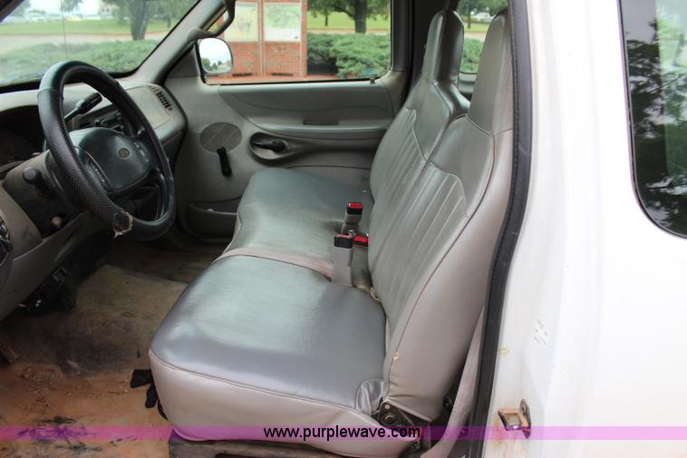 image for item I1604 1998 Ford F150 Ext. Cab pickup truck