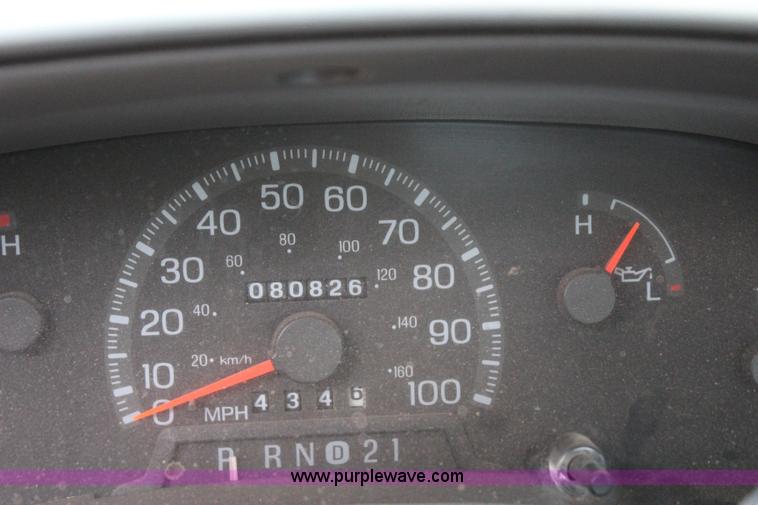 image for item I1604 1998 Ford F150 Ext. Cab pickup truck