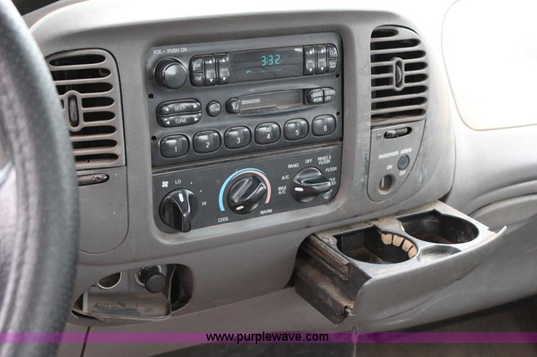 image for item I1604 1998 Ford F150 Ext. Cab pickup truck