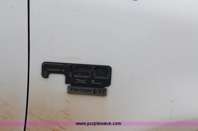 image for item I1604 1998 Ford F150 Ext. Cab pickup truck