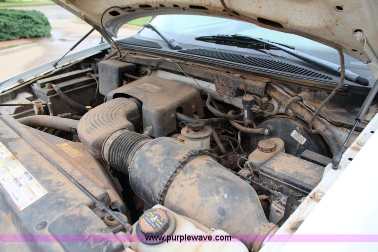 image for item I1604 1998 Ford F150 Ext. Cab pickup truck