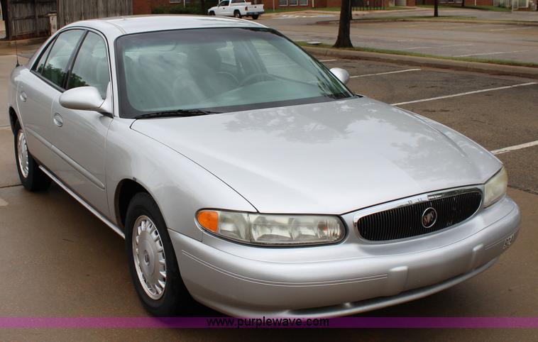 image for item I1606 2005 Buick Century