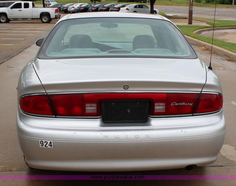 image for item I1606 2005 Buick Century