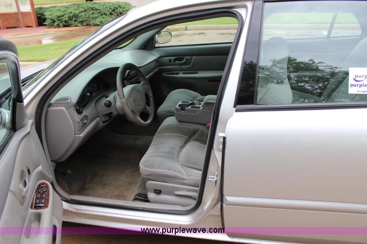 image for item I1606 2005 Buick Century