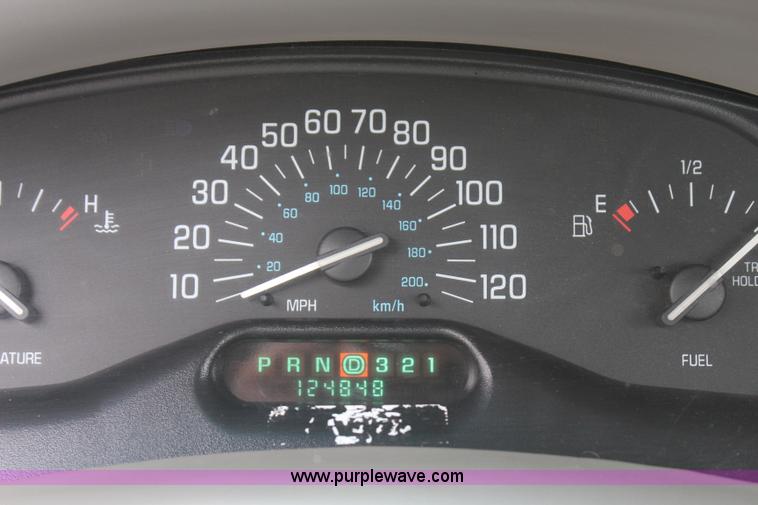 image for item I1606 2005 Buick Century