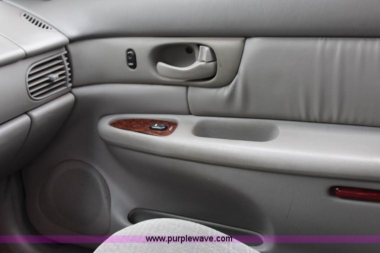 image for item I1606 2005 Buick Century