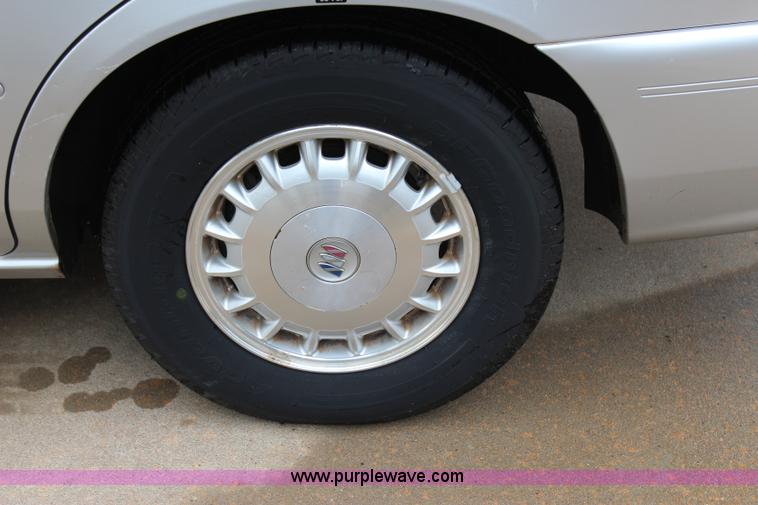 image for item I1606 2005 Buick Century