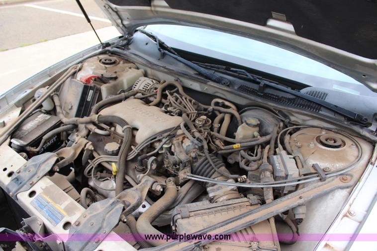 image for item I1606 2005 Buick Century