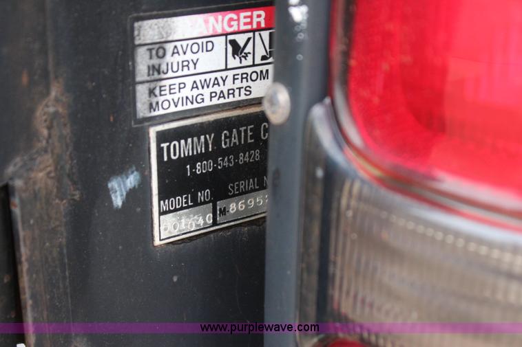 image for item I1609 1999 Dodge Ram 2500 pickup truck