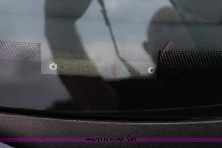 image for item I1609 1999 Dodge Ram 2500 pickup truck