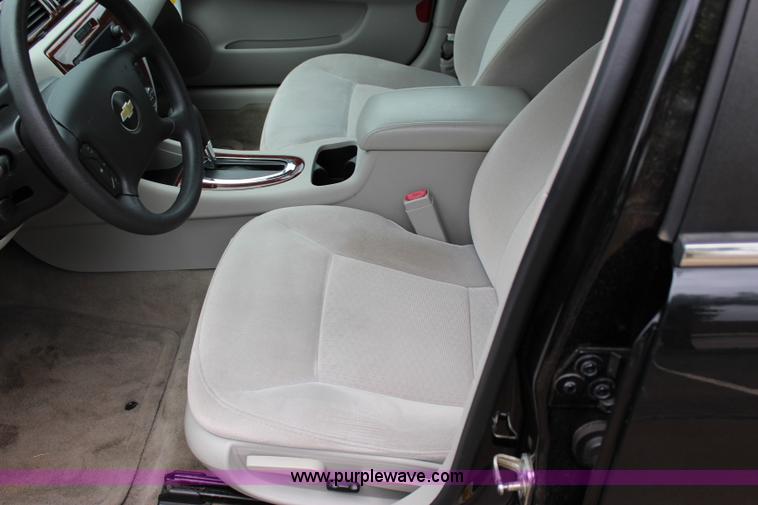 image for item I1610 2009 Chevrolet Impala