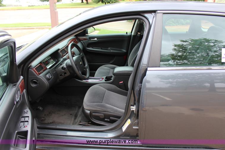 image for item I1611 2010 Chevrolet Impala