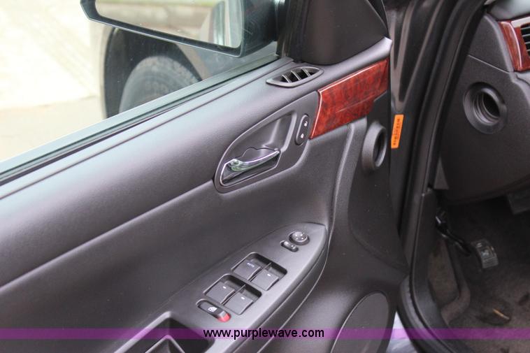 image for item I1611 2010 Chevrolet Impala