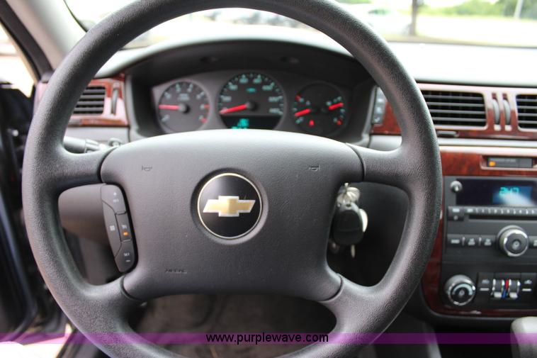 image for item I1611 2010 Chevrolet Impala