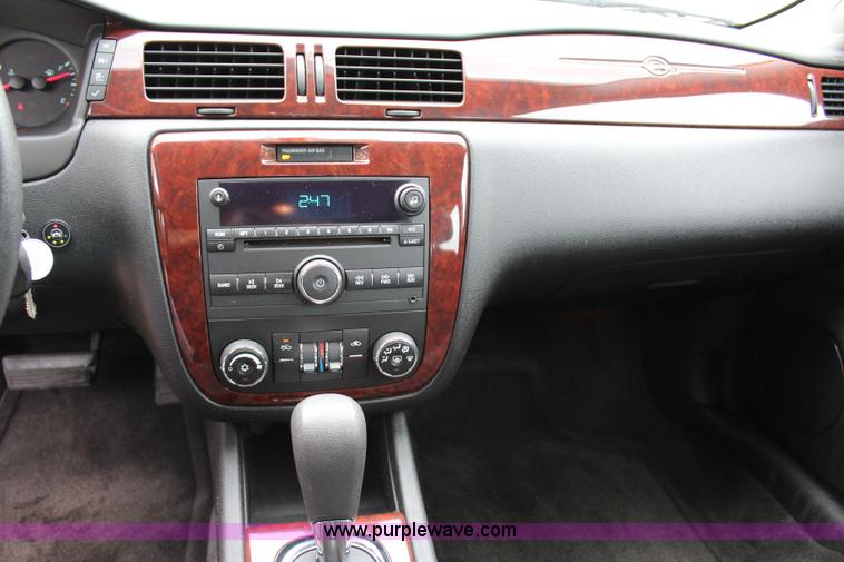 image for item I1611 2010 Chevrolet Impala