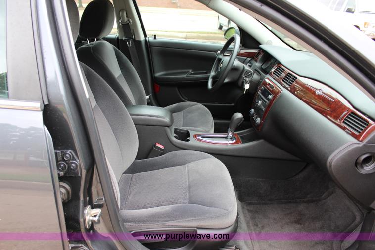 image for item I1611 2010 Chevrolet Impala