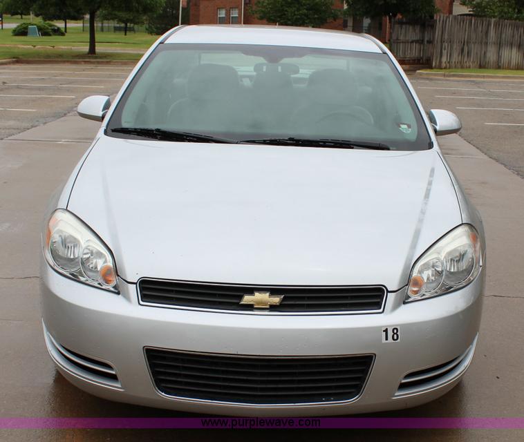 image for item I1612 2010 Chevrolet Impala