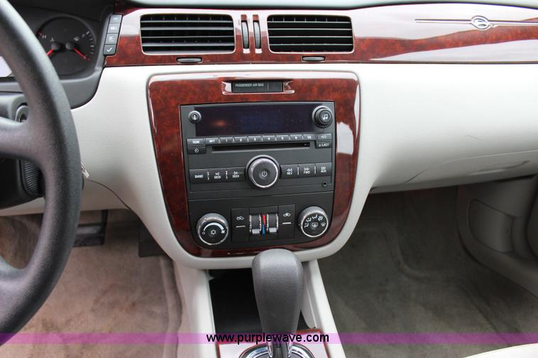 image for item I1612 2010 Chevrolet Impala