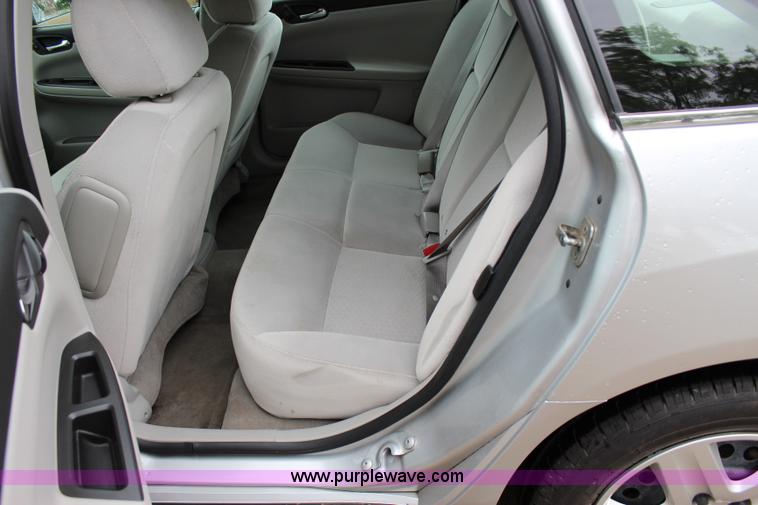 image for item I1612 2010 Chevrolet Impala