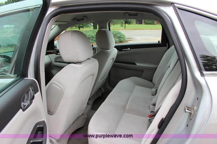 image for item I1612 2010 Chevrolet Impala